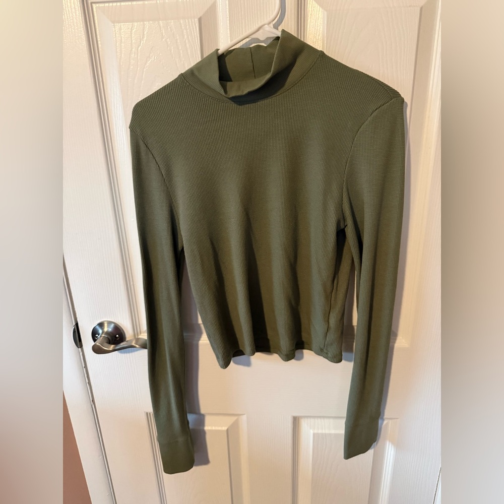 American Eagle Outfitters Hey Baby Ribbed Mock Neck Cropped Long Sleeve